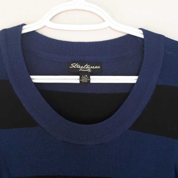 Streetwear Society Long Sweaters - Picture 3 of 6